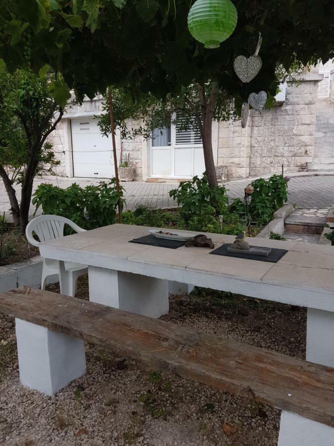 Apartment Lju On The Beach Сплит Екстериор снимка
